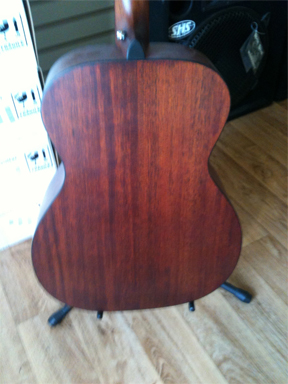 Breedlove – OM/MMe back